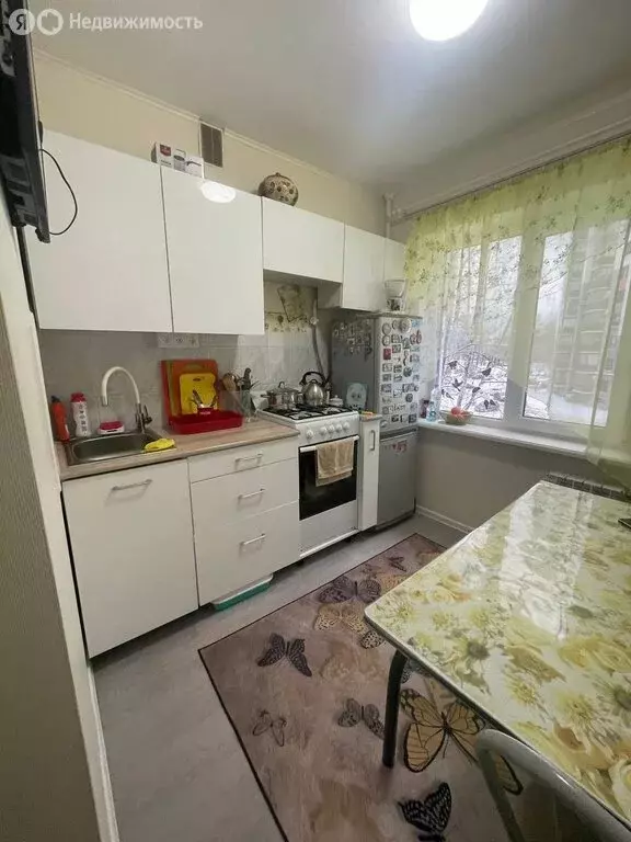 2-комнатная квартира: Великий Новгород, Большая Санкт-Петербургская ... - Фото 1