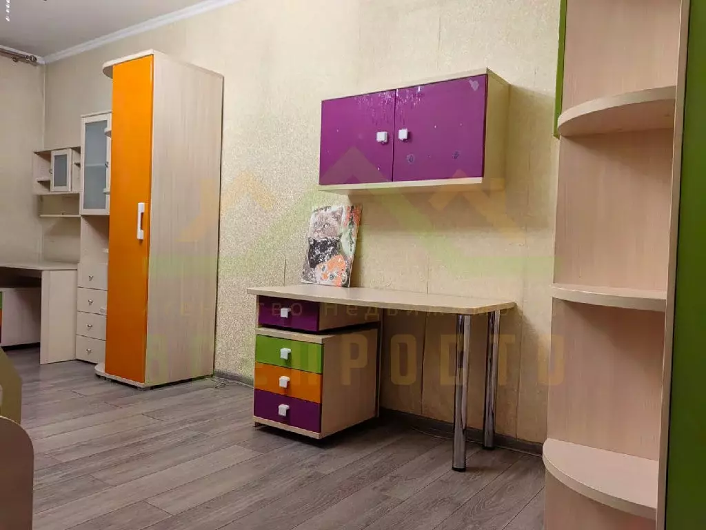 Продается 2-комнатная квартира - Фото 1