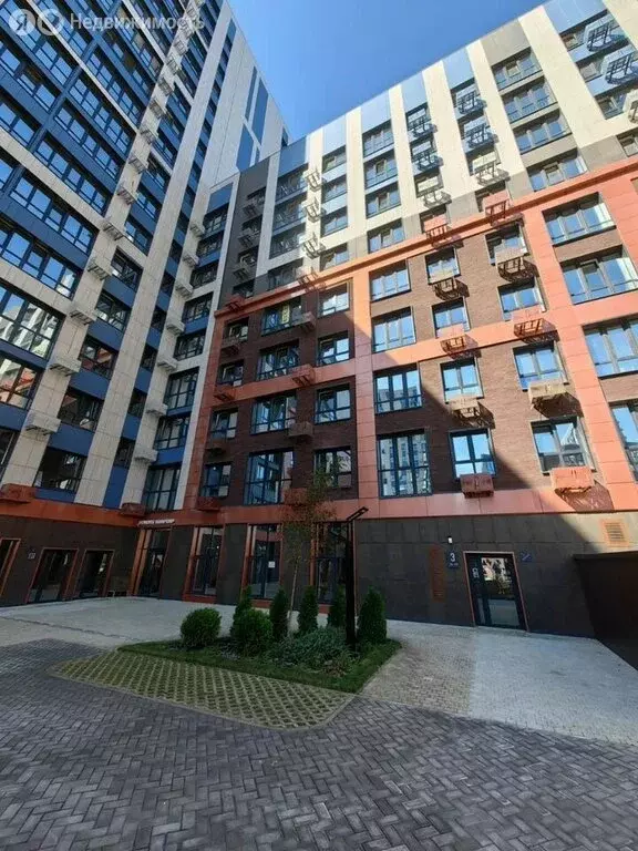 2-комнатная квартира: Краснодар, улица Наставников (50 м) - Фото 1