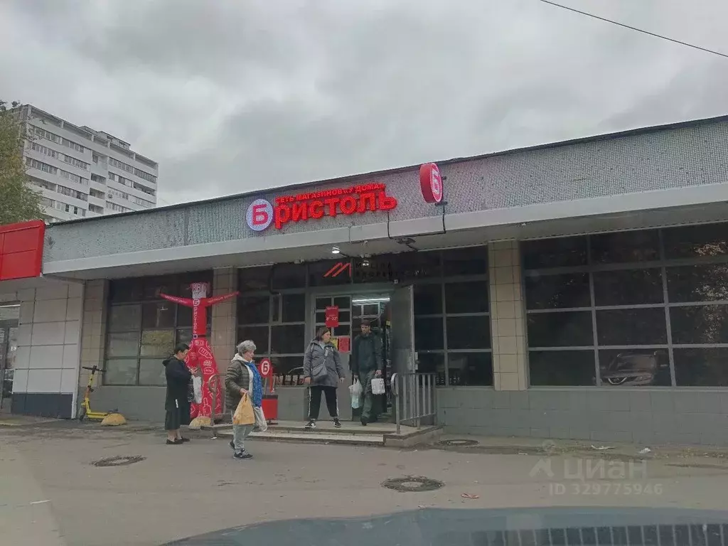 Торговая площадь в Москва ул. Введенского, 29 (106 м) - Фото 1