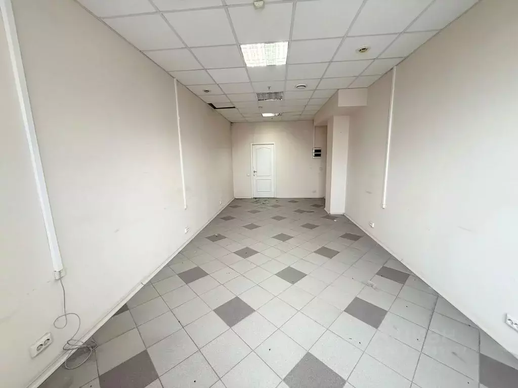 Офис в Свердловская область, Екатеринбург ул. Маневровая, 9 (27 м) - Фото 2