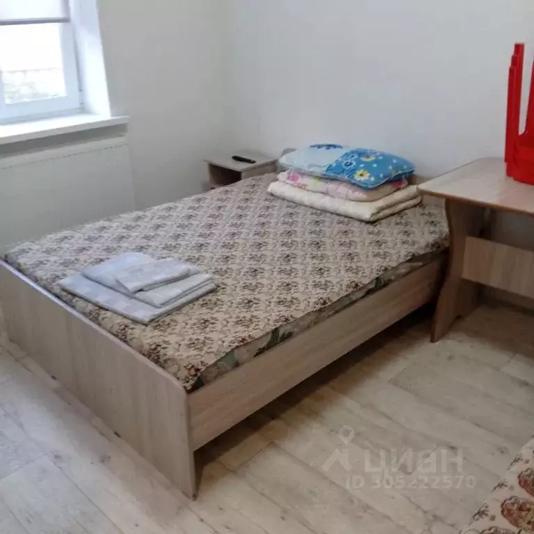 Комната Оренбургская область, Соль-Илецк Крюковская ул., 53 - Фото 0