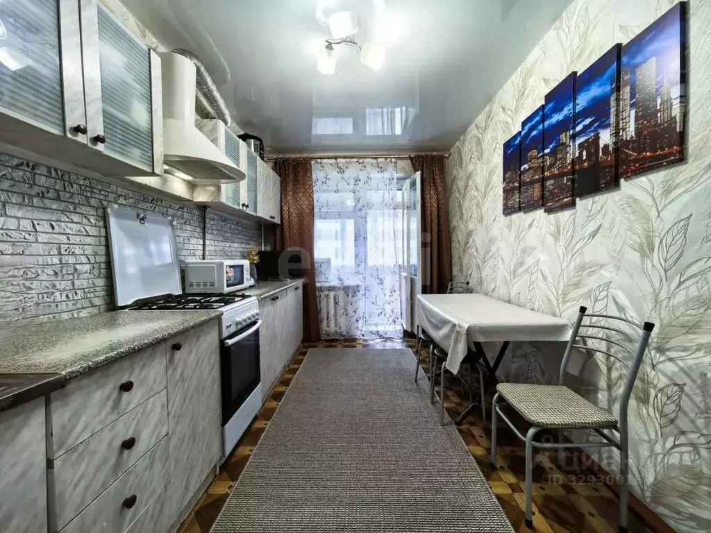 2-к кв. Краснодарский край, Ейск ул. Плеханова (67.3 м) - Фото 1