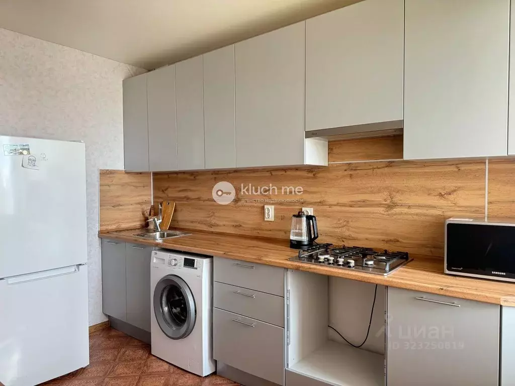 1-к кв. Татарстан, с. Высокая Гора ул. Мичурина, 13 (39.8 м) - Фото 1