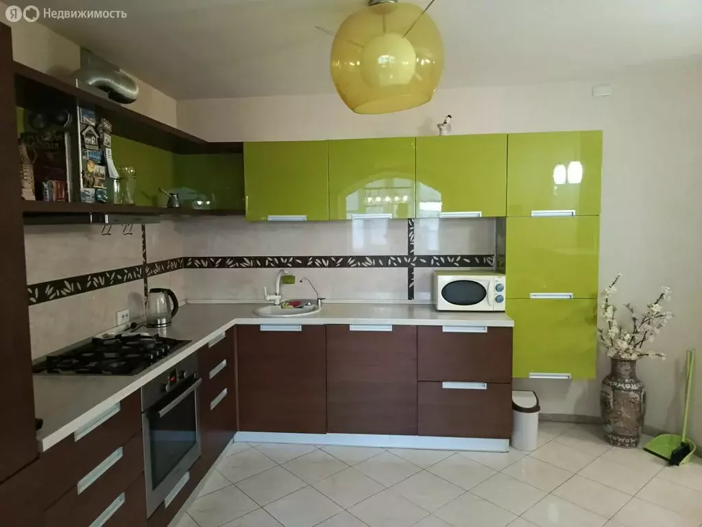 3-комнатная квартира: Брянск, улица Крахмалёва, 47 (108 м) - Фото 0