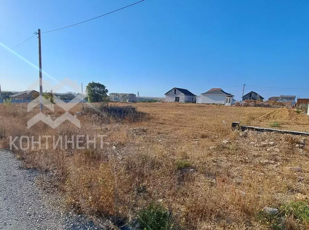 Участок в Крым, Черноморское пгт ул. Мира, 11 (6.0 сот.) - Фото 1