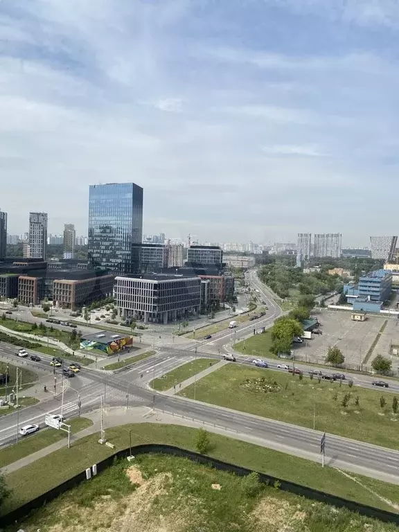 2-к. квартира, 60 м, 15/21 эт. - Фото 1