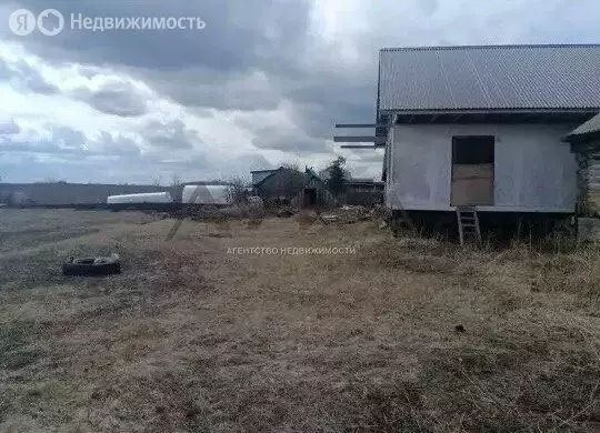 Дом в село Карашай-Саклово, улица Ленина (110 м) - Фото 2