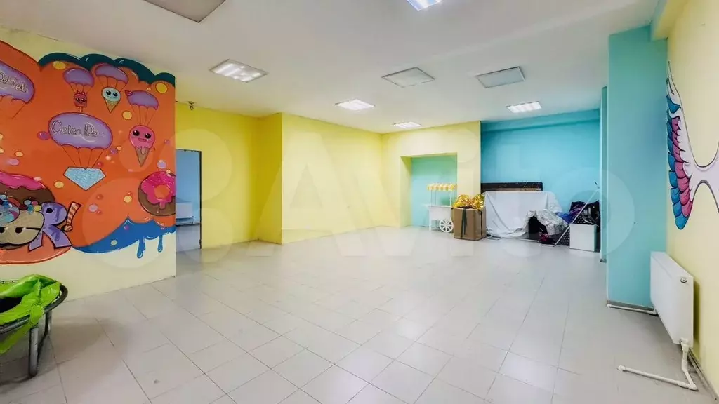 Своб. планировка, 270,5 м, 1/14 эт. - Фото 1