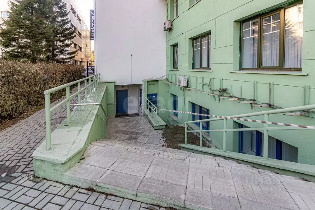 Гараж в Новосибирская область, Новосибирск ул. Орджоникидзе, 23 (15 м) - Фото 1