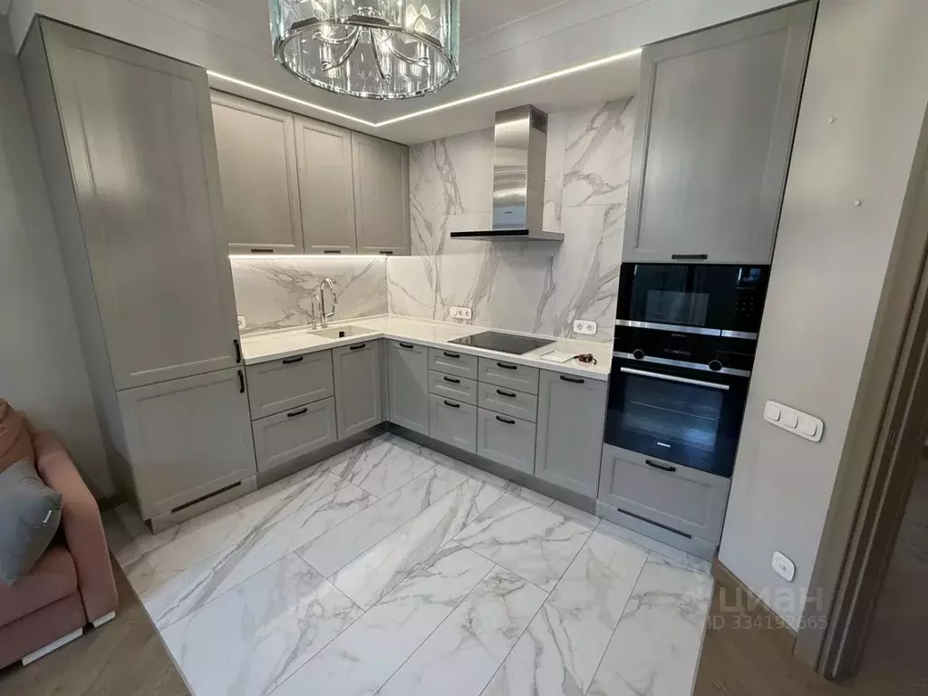 3-к кв. Москва ул. Татьянин Парк, 17к1 (79.8 м) - Фото 1