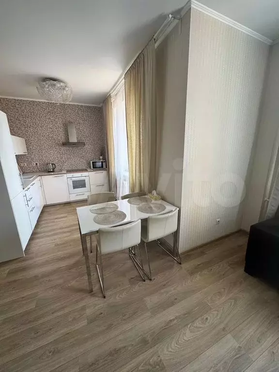 1-к. квартира, 50 м, 16/25 эт. - Фото 0