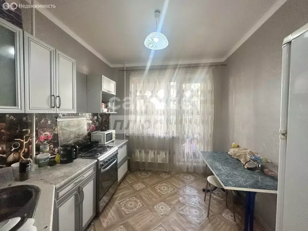 1-комнатная квартира: Астрахань, улица Софьи Перовской, 6к2 (38.2 м) - Фото 0