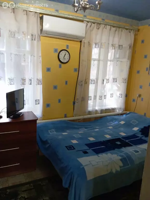 4-комнатная квартира: Ростов-на-Дону, улица Вагулевского, 113 (75 м) - Фото 1