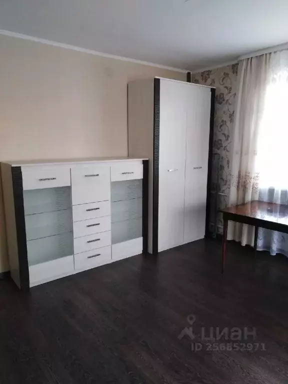 2-к кв. Иркутская область, Иркутск Ямская ул., 33 (42.0 м) - Фото 1