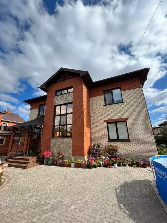 Коттедж в Омская область, Омск ул. Стрелецкого, 19 (281 м) - Фото 0