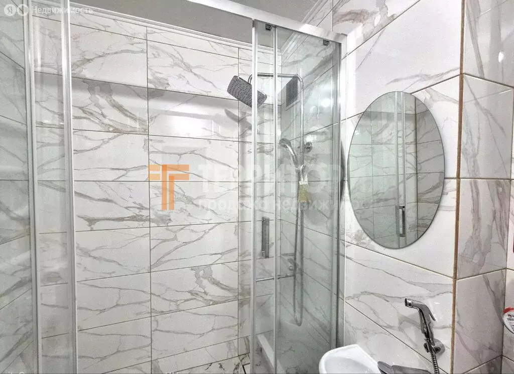 2-комнатная квартира: Пермь, Химградская улица, 1 (43.2 м) - Фото 1