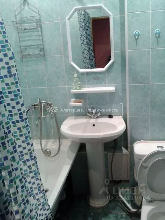 1-к кв. Томская область, Томск Учебная ул., 10 (30.0 м) - Фото 2