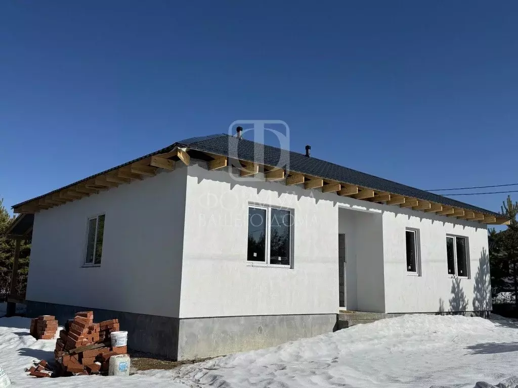 Дом в Свердловская область, Белоярский муниципальный округ, с. ... - Фото 1