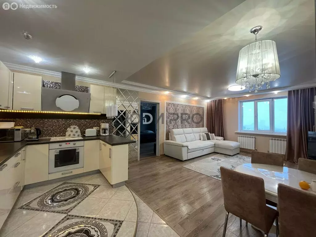 3-комнатная квартира: Уфа, улица Достоевского, 134 (76.8 м) - Фото 2