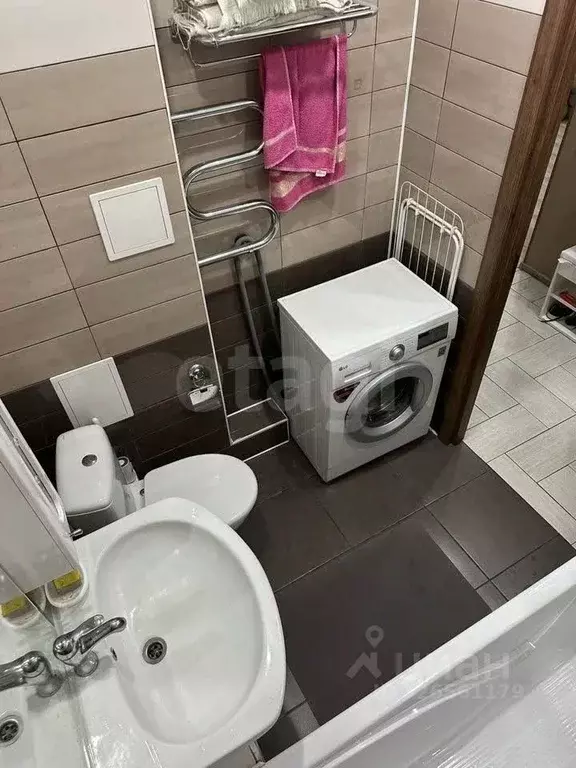 Студия Кемеровская область, Кемерово просп. Притомский, 13 (37.0 м) - Фото 1