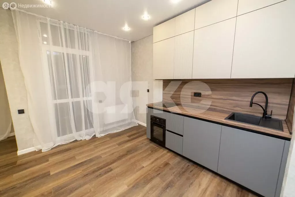 2-комнатная квартира: Ростов-на-Дону, Привокзальная улица, 3 (40 м) - Фото 1