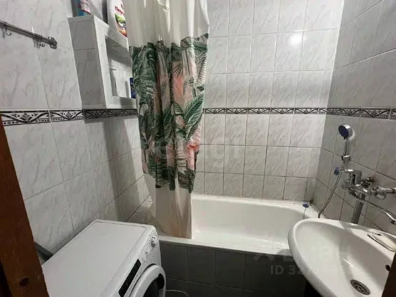 3-к кв. Ямало-Ненецкий АО, Ноябрьск ул. Ленина, 35Б (64.7 м) - Фото 2