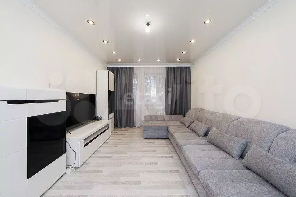 3-к. квартира, 77,1 м, 1/5 эт. - Фото 0