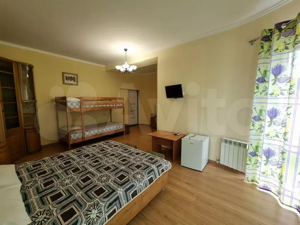 Комната 29 м, 1/2 эт. - Фото 0
