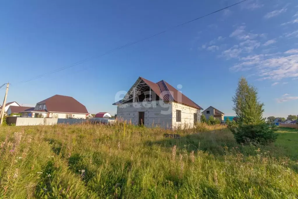 Дом в Тюменская область, с. Нижняя Тавда ул. Рябиновая (102 м) - Фото 1