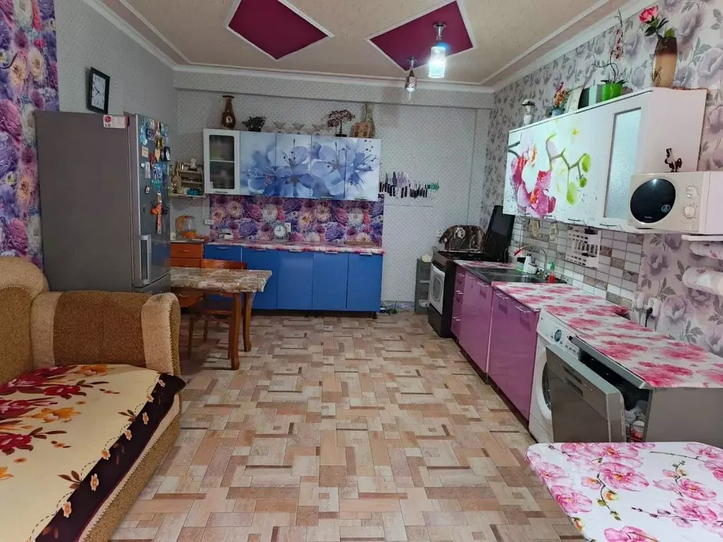 Дом в Северная Осетия, Моздок ул. Щорса, 2 (100 м) - Фото 1