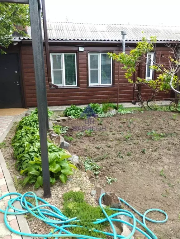 Коттедж в Ростовская область, Волгодонск Центральная ул., 9 (83 м) - Фото 1