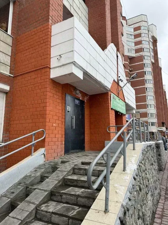 1-к кв. Свердловская область, Екатеринбург ул. Академика Шварца, 10к1 ... - Фото 0