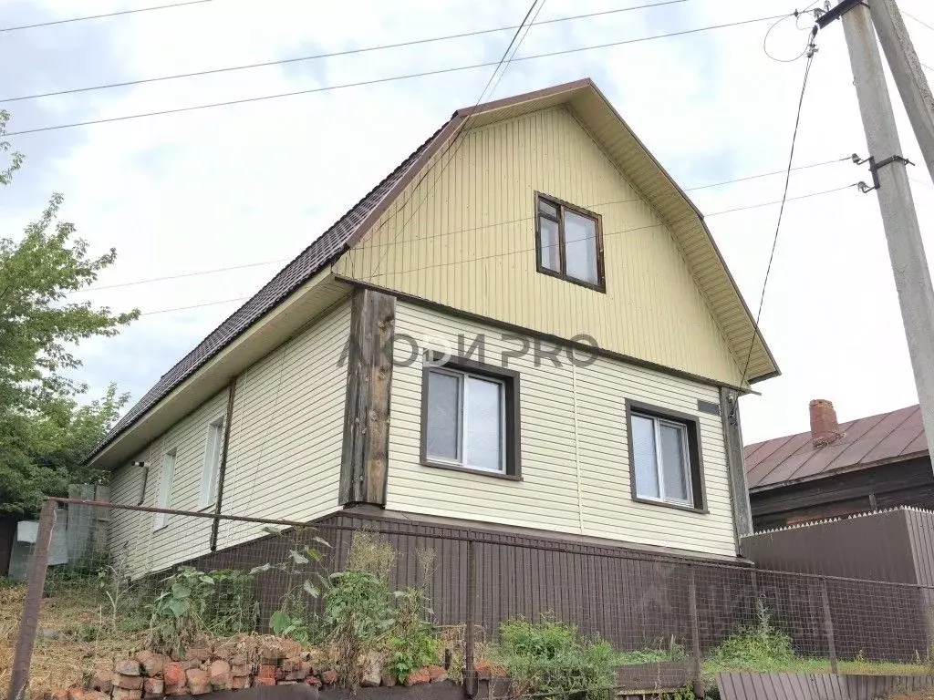 Дом в Саратовская область, Базарный Карабулак рп пер. Мясниковский, 12 ... - Фото 2