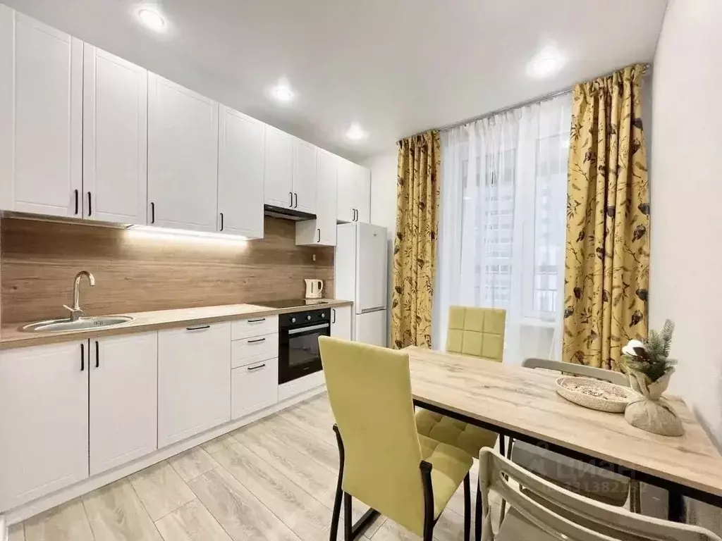 1-к кв. Татарстан, Казань ул. Мансура Хасанова, 15 (40.0 м) - Фото 1