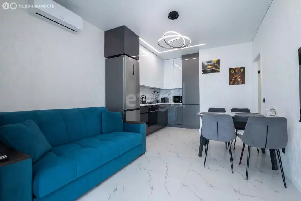 1-комнатная квартира: Калининград, улица Маршала Борзова, 109 (44 м) - Фото 1