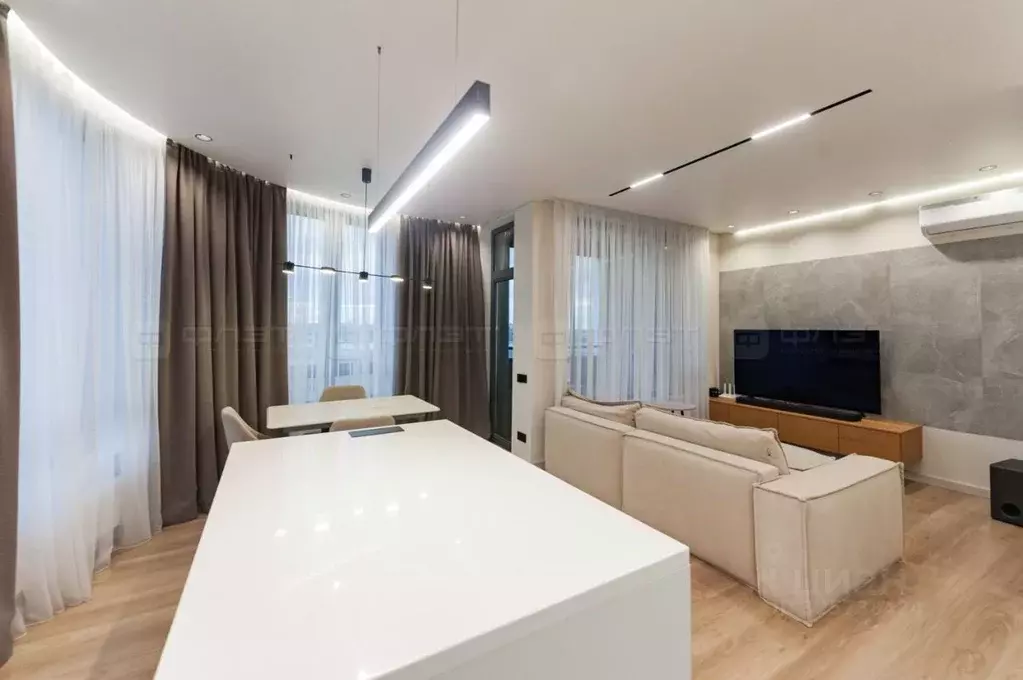 2-к кв. Татарстан, Казань ул. Алексея Козина, 2 (55.8 м) - Фото 1