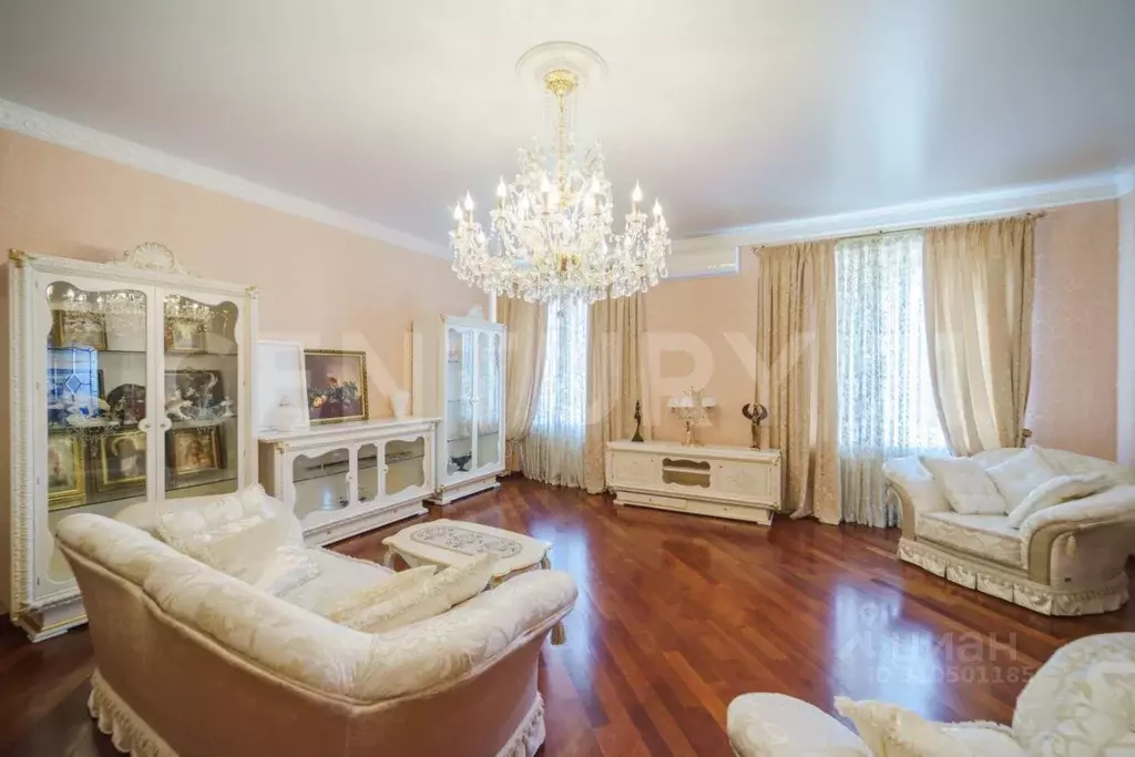 5-к кв. Липецкая область, Липецк ул. Каменный Лог, 15 (250.0 м) - Фото 0