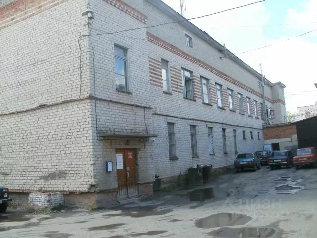 Помещение свободного назначения в Свердловская область, Богданович ул. ... - Фото 1
