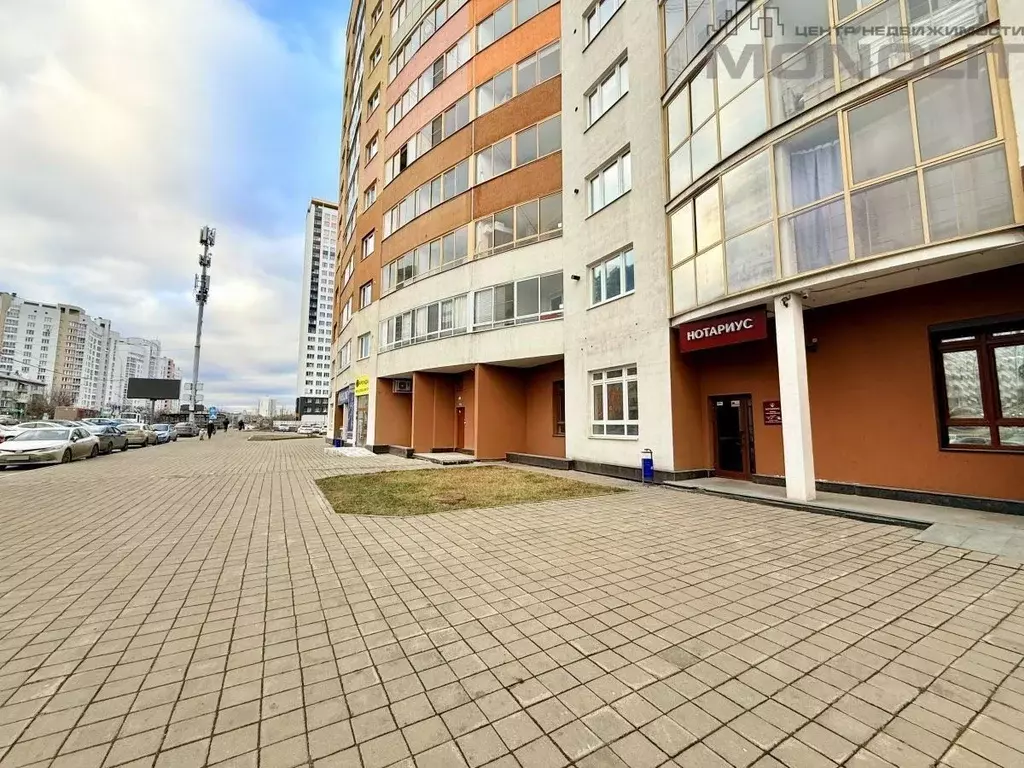 Торговая площадь в Свердловская область, Екатеринбург ул. Щербакова, ... - Фото 2