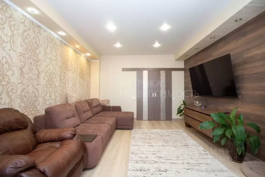 4-к кв. Тюменская область, Тюмень Заречный проезд, 33 (140.0 м) - Фото 1