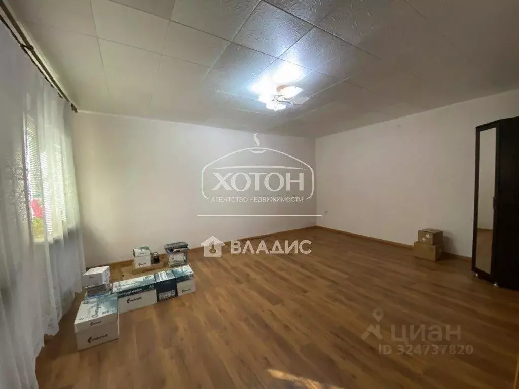 Дом в Калмыкия, Элиста Волгоградская ул. (186 м) - Фото 2