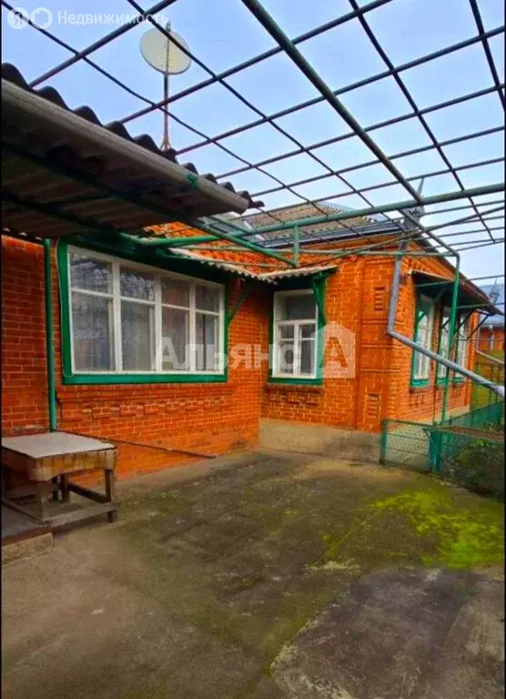 Дом в станица Ладожская, улица Лебедева (140 м) - Фото 1