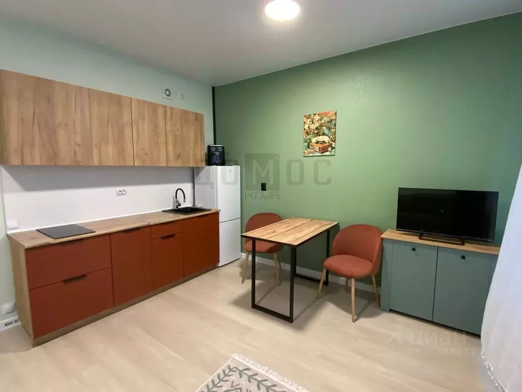 Студия Свердловская область, Екатеринбург ул. Академика Ландау, 35А/2 ... - Фото 1