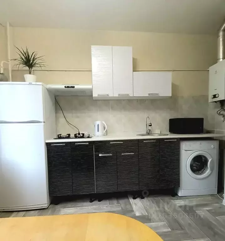 1-к кв. Крым, Ялта ул. Тренева, 3 (40.0 м) - Фото 1