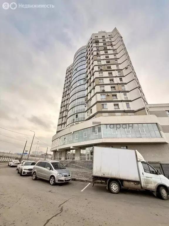 2-комнатная квартира: Челябинск, улица Свободы, 4 (62.2 м) - Фото 1