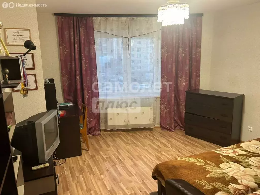 1-комнатная квартира: Верхняя Пышма, улица Кривоусова, 18Г (38 м) - Фото 0