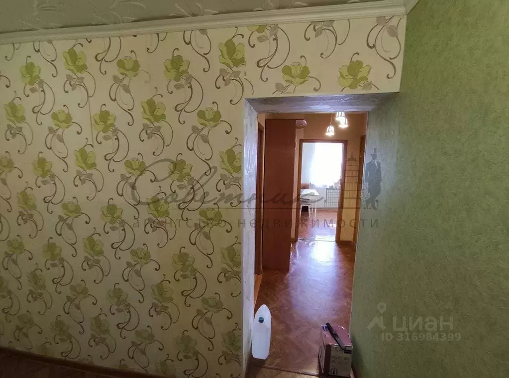 1-к кв. Белгородская область, Старый Оскол Макаренко мкр, 5 (42.0 м) - Фото 1