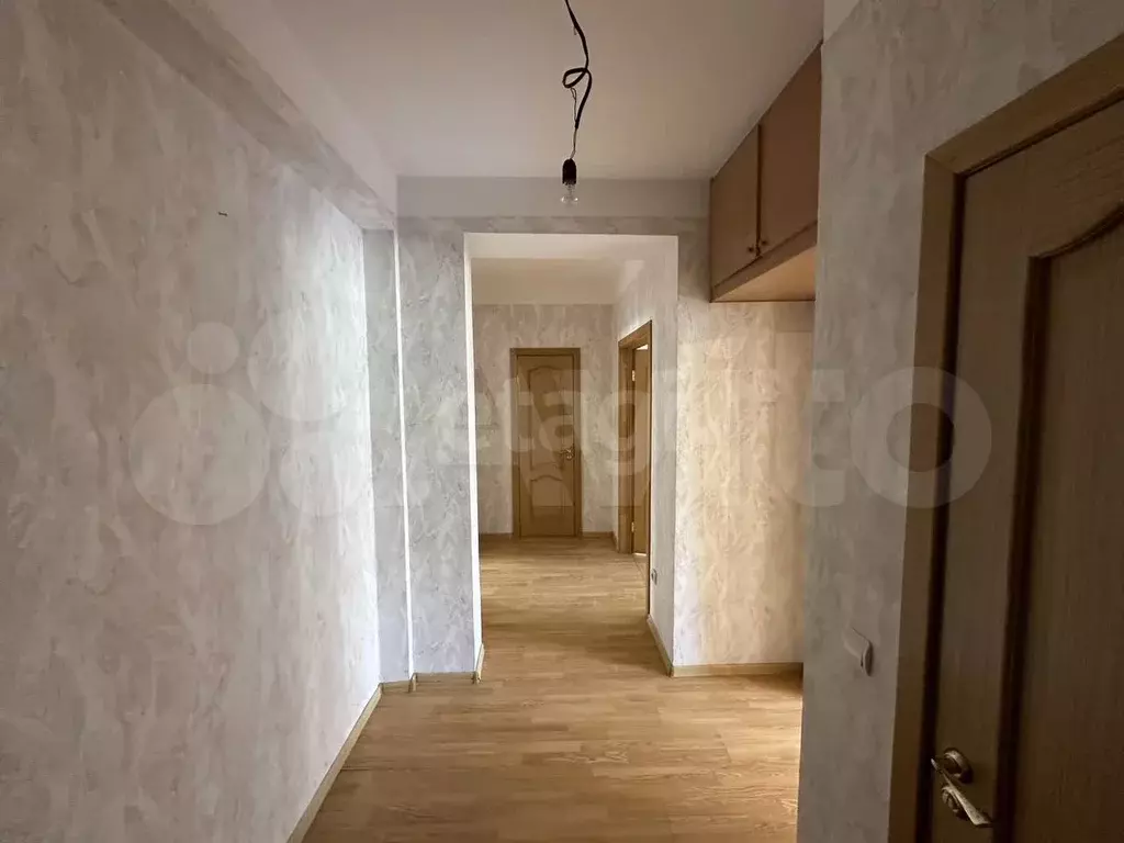 2-к. квартира, 64 м, 1/9 эт. - Фото 1