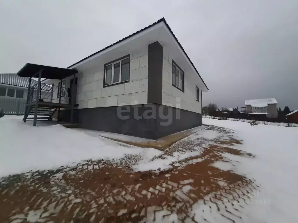 Дом в Пермский край, Добрянский муниципальный округ, д. Мохово ул. ... - Фото 1